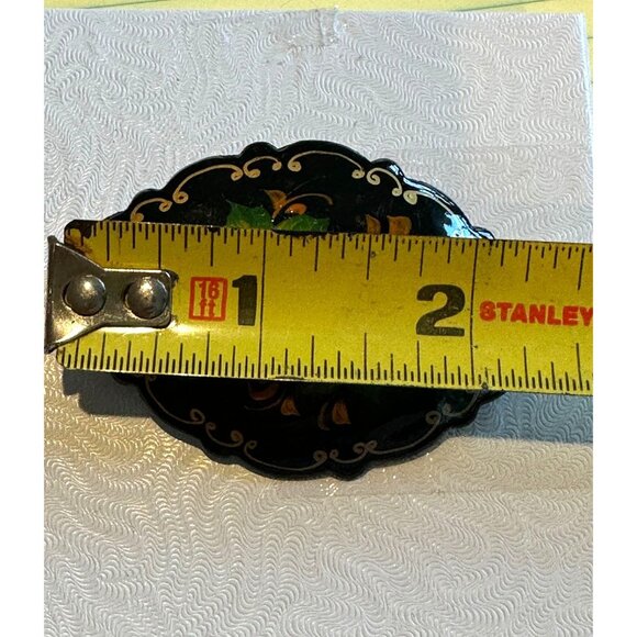 Russian Hand Crafted Enamel Lacquer Wooden Brooch Signed Gold Trimmed Mourning - Picture 5 of 5